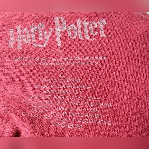 Unisex HARRY POTTER GRYFFINDOR T-SHIRT - Picture 3 of 3